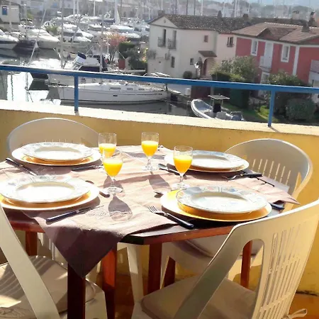 Apartmán Port F2